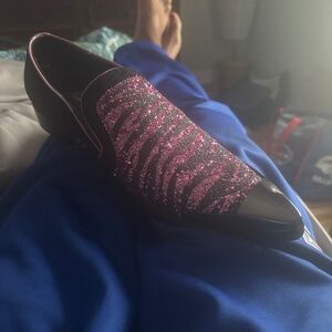 Size 12 pink dress shoe